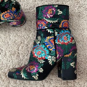 Steve Madden Boots